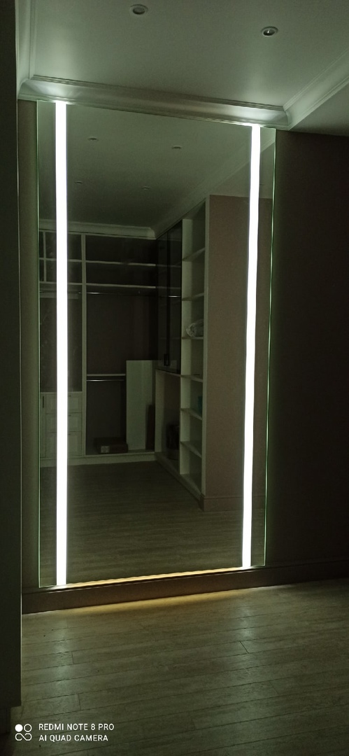 Зеркало с подсветкой/Парящий Зеркало