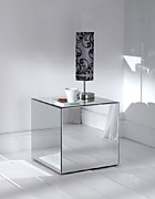 Стол КУБ 400х400 на колесах 3000 руб 